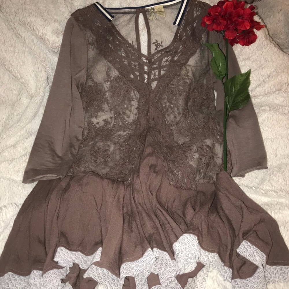 ISO buckle top